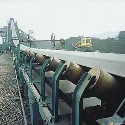 帶式輸送機(圖1)